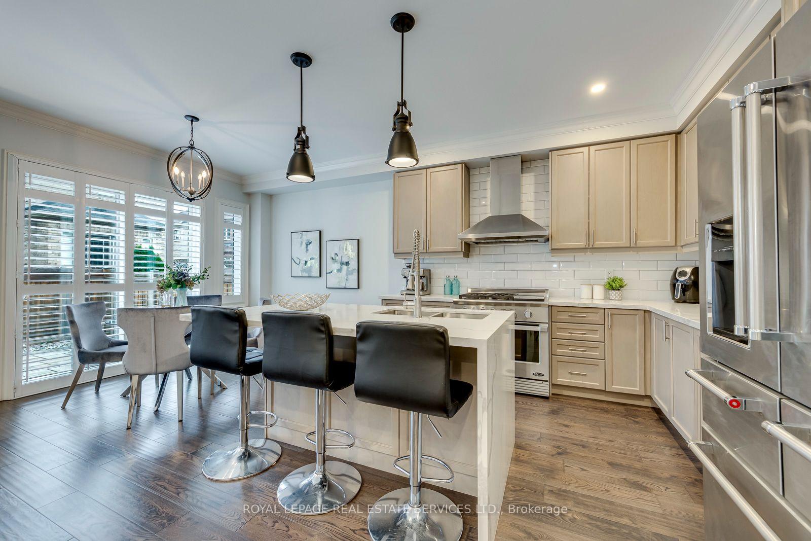 3087 Streamwood Pass
