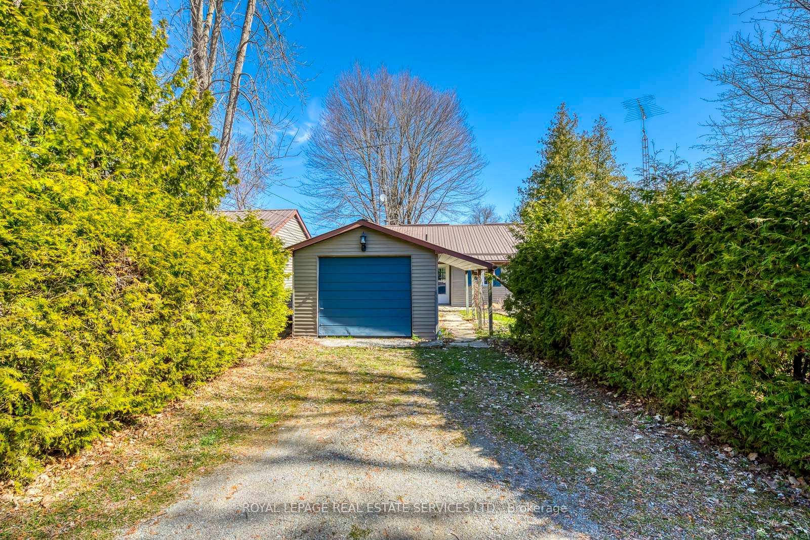 198 Centennial Lane