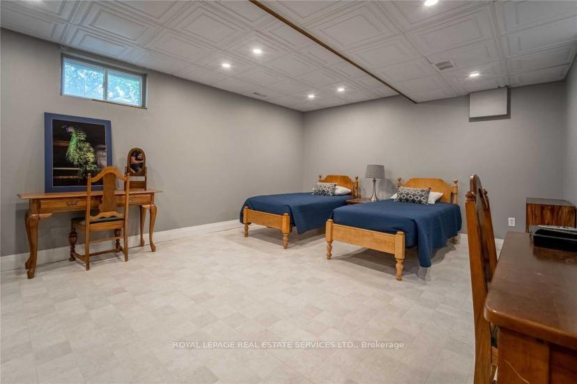 2365 Selwyn Bay Lane