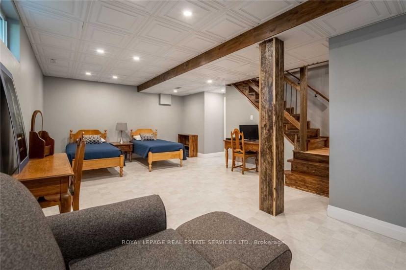 2365 Selwyn Bay Lane