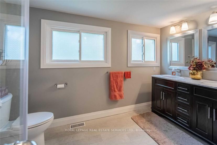 2365 Selwyn Bay Lane