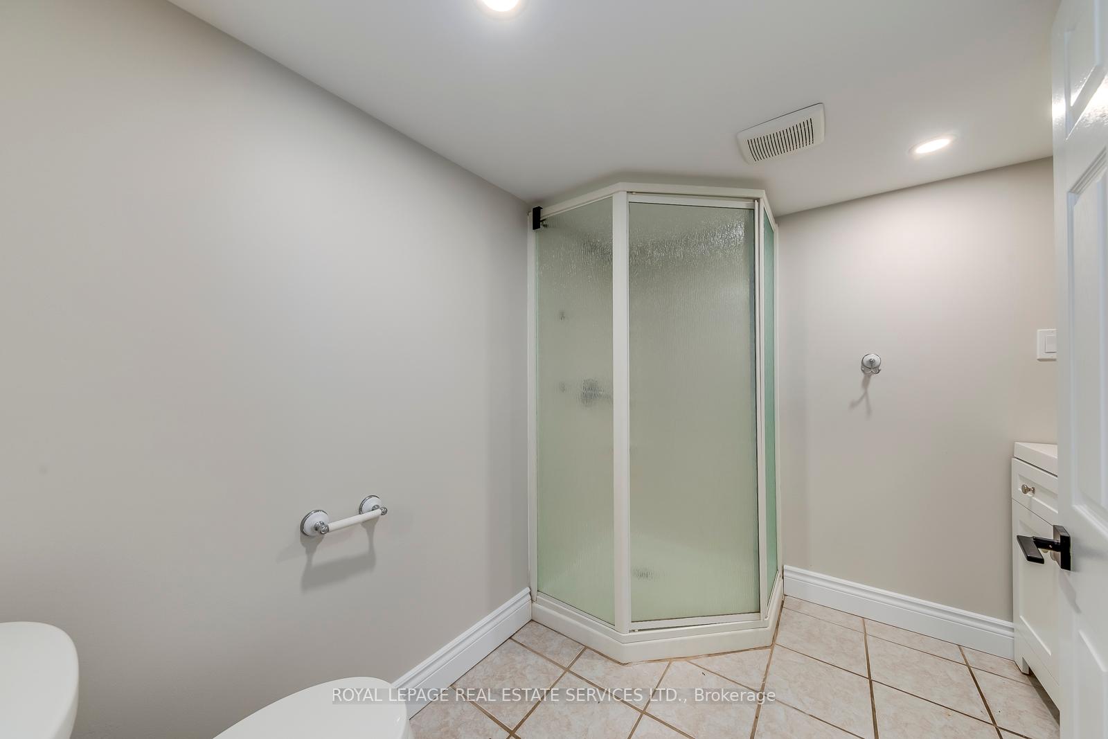 38 Moraine Walk