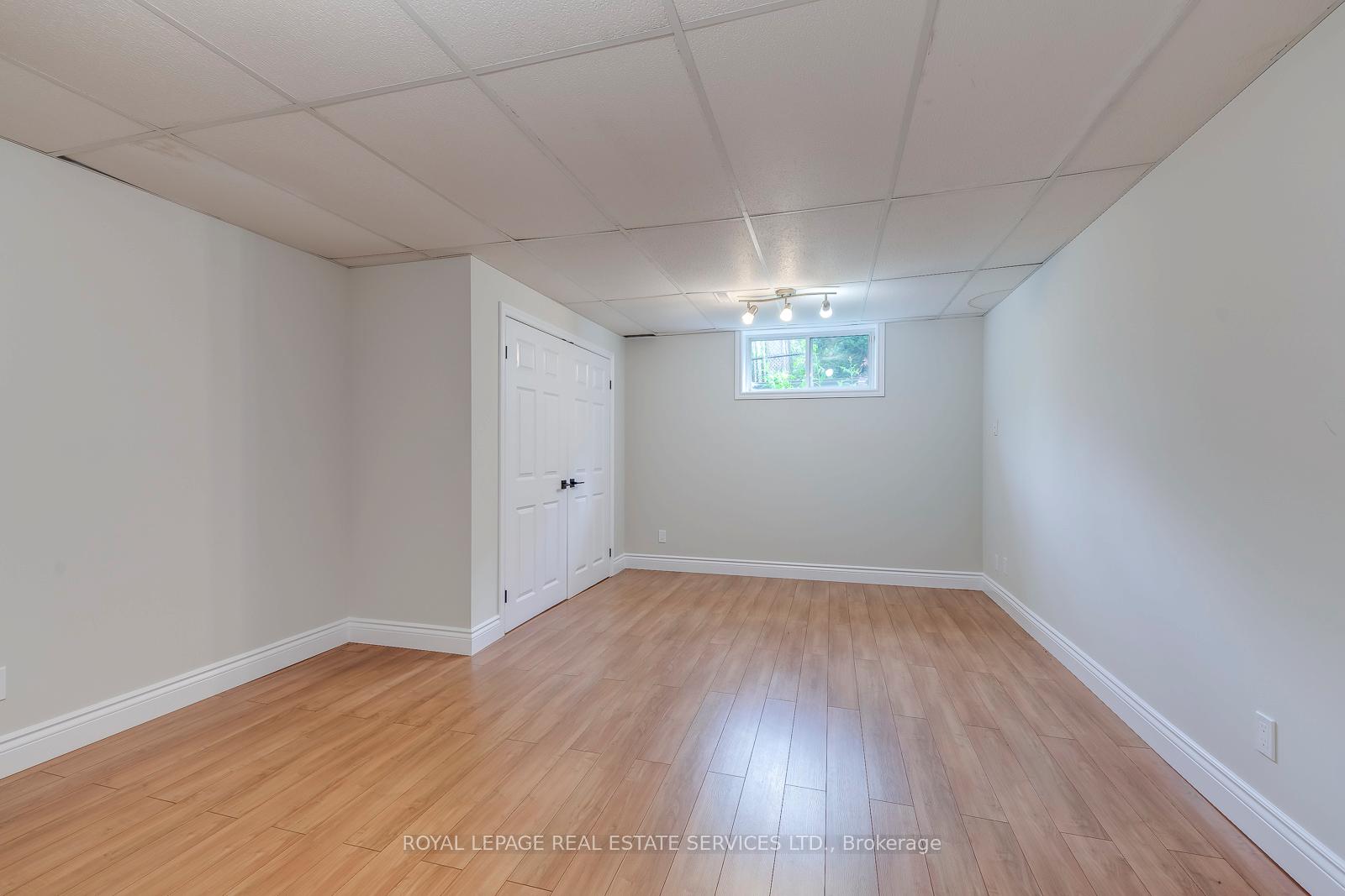 38 Moraine Walk