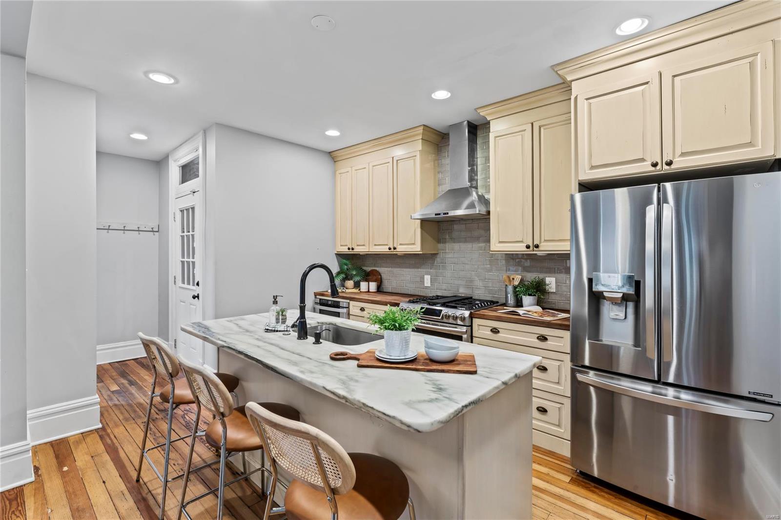 3814 Connecticut Street