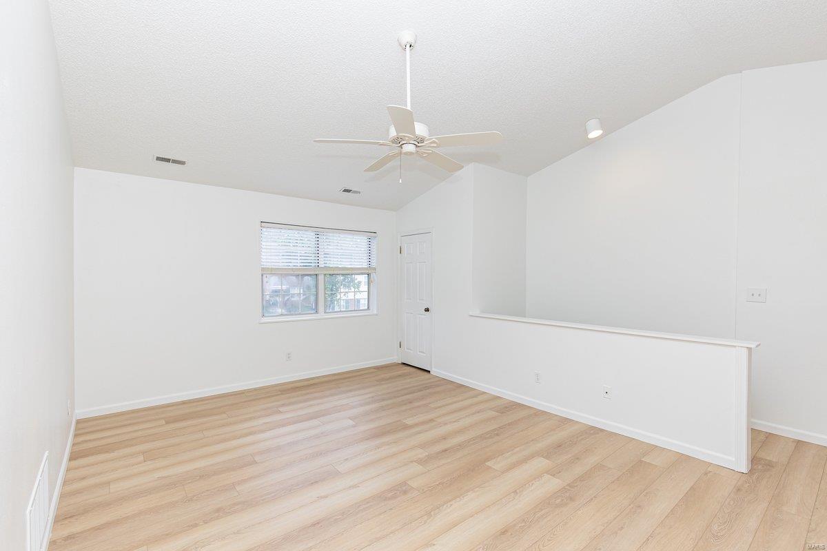 1603 Thrush Terrace