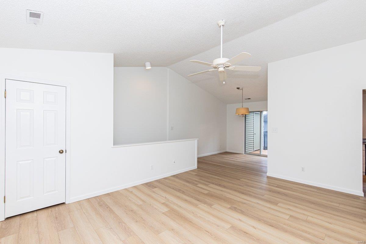 1603 Thrush Terrace