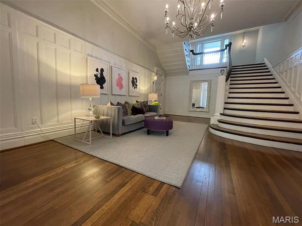 4969 Pershing Place Unit: 1