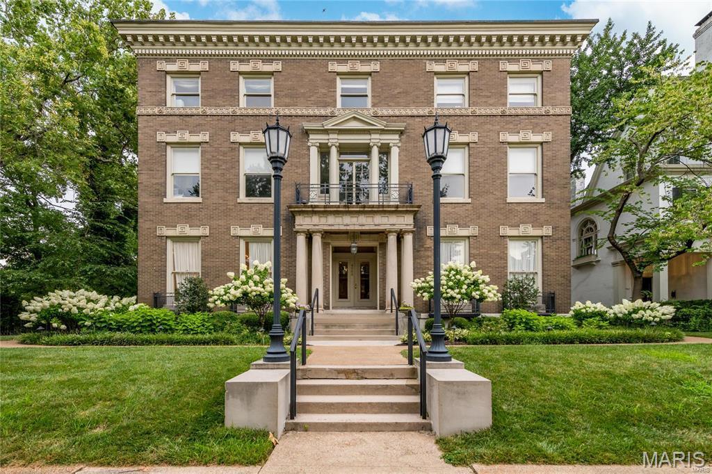 4969 Pershing Place Unit: 1