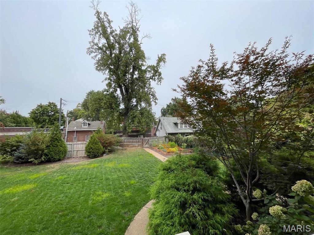4969 Pershing Place Unit: 1