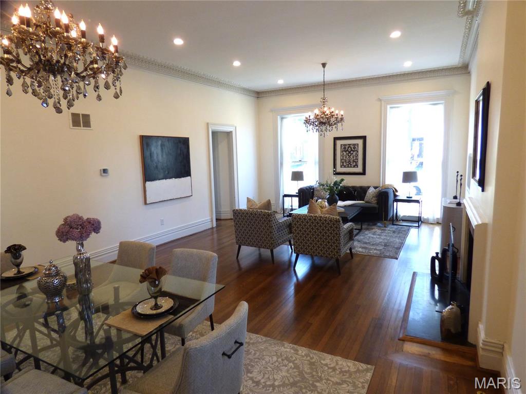 4969 Pershing Place Unit: 1