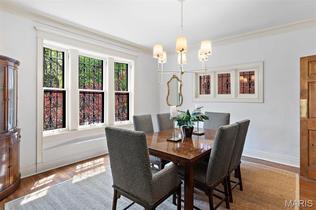 5539 Waterman Boulevard Unit: 1S