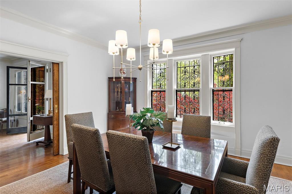 5539 Waterman Boulevard Unit: 1S