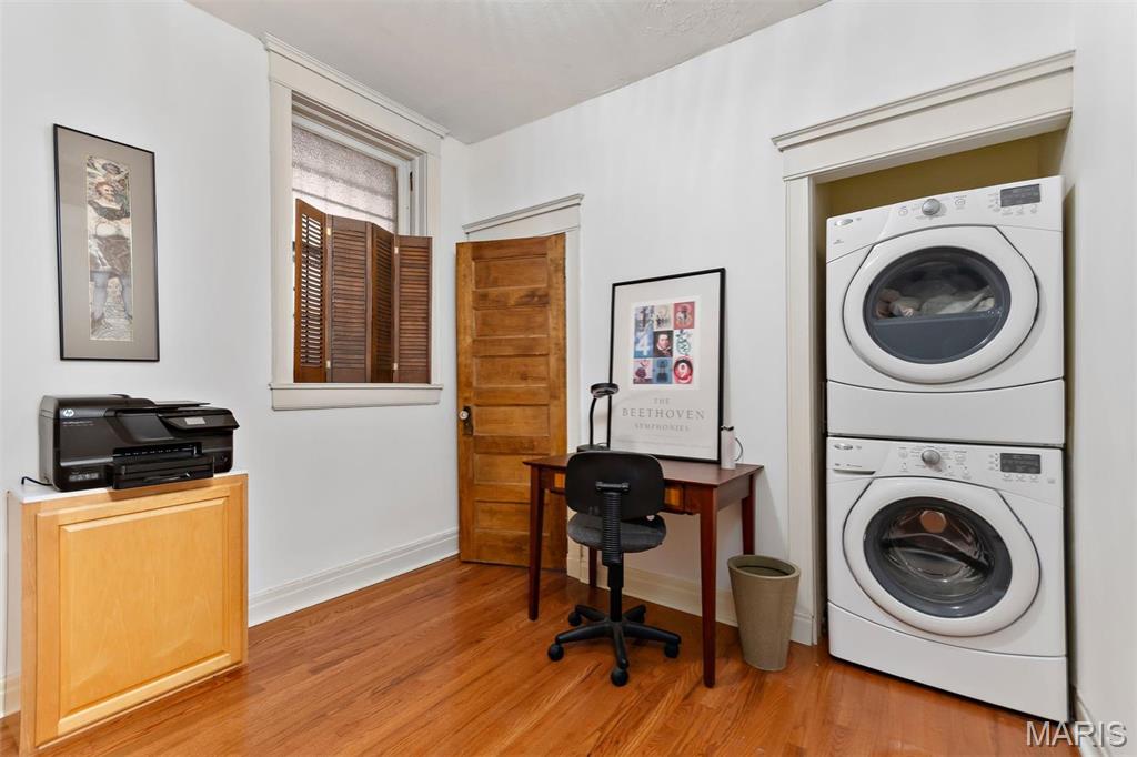 5539 Waterman Boulevard Unit: 1S