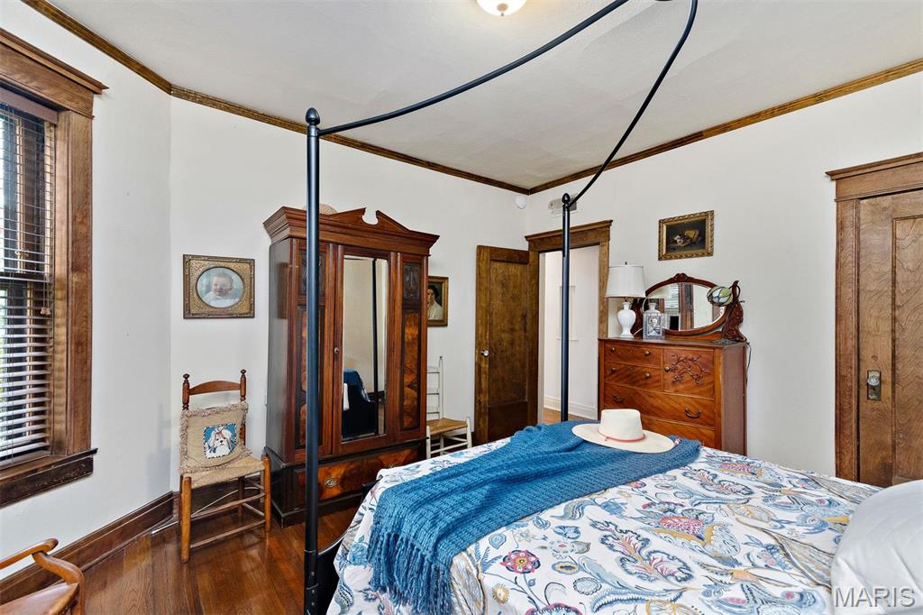 5539 Waterman Boulevard Unit: 1S