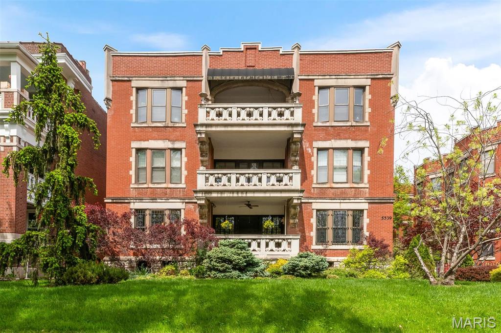 5539 Waterman Boulevard Unit: 1S