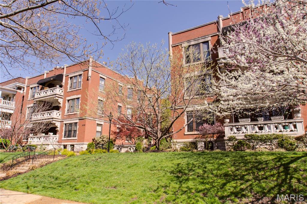5539 Waterman Boulevard Unit: 1S