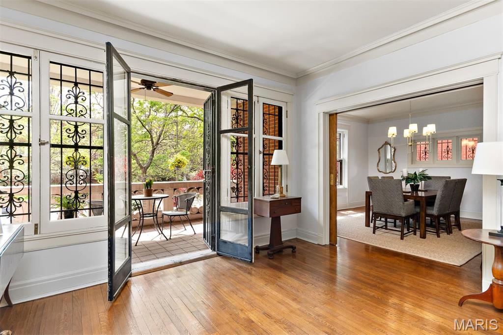 5539 Waterman Boulevard Unit: 1S