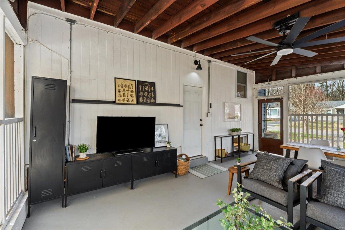 1240 Avery Court