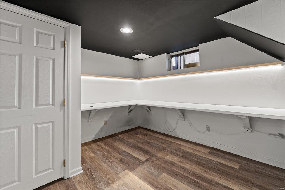 1240 Avery Court