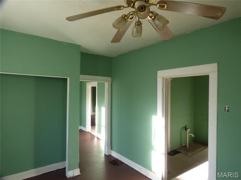 5086 Arlington Avenue