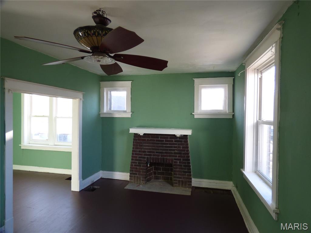 5086 Arlington Avenue