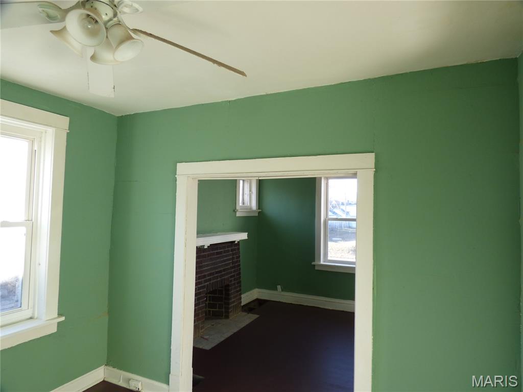 5086 Arlington Avenue