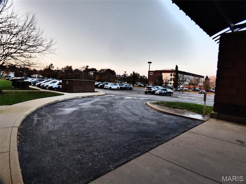 1515 Lafayette Avenue Unit: 403