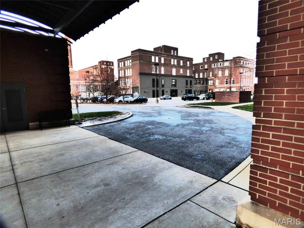 1515 Lafayette Avenue Unit: 403