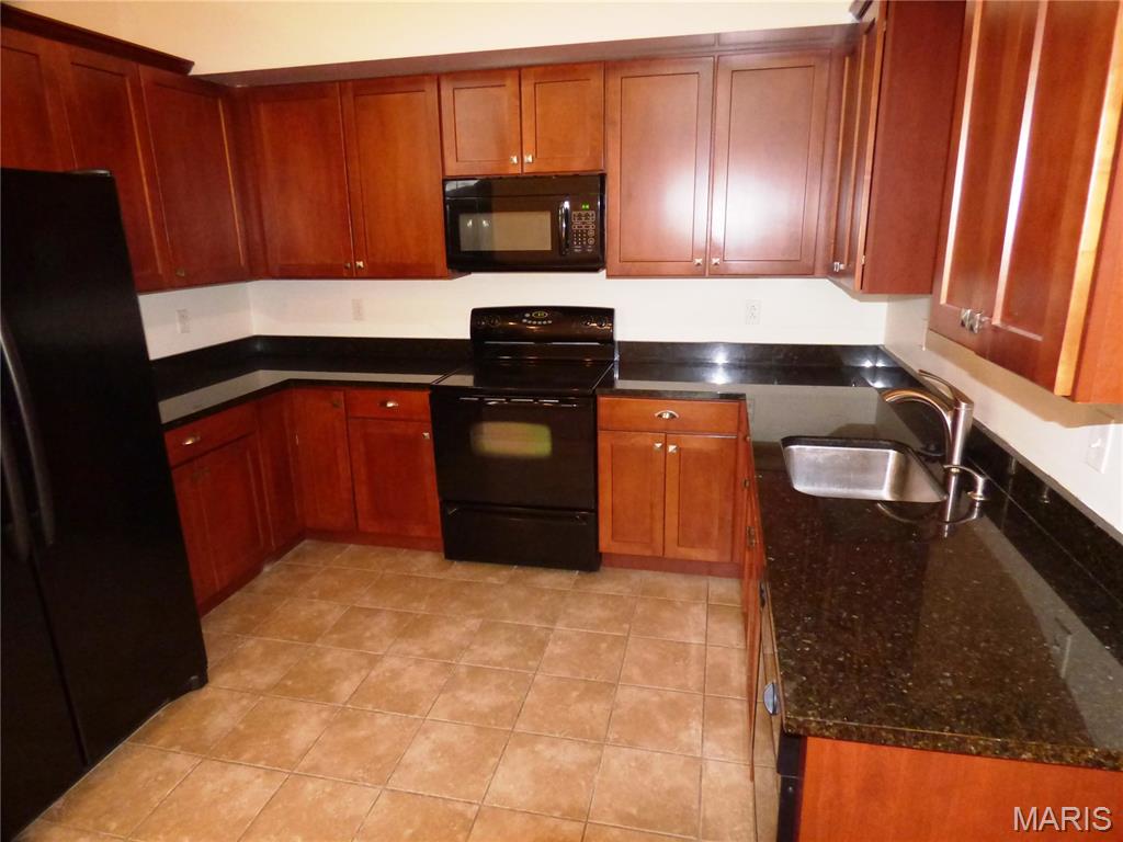 1515 Lafayette Avenue Unit: 403