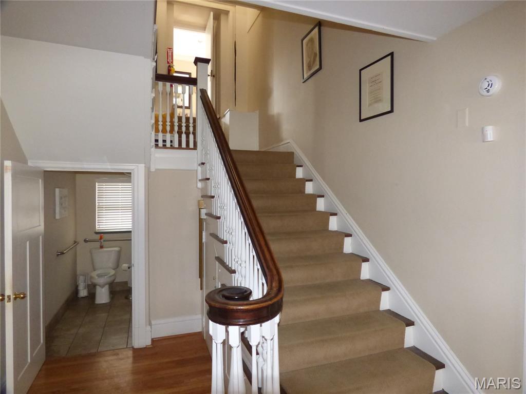 4500 W Pine Boulevard