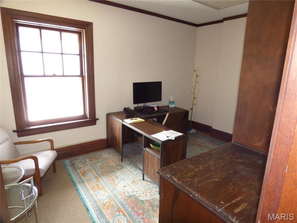 4500 W Pine Boulevard