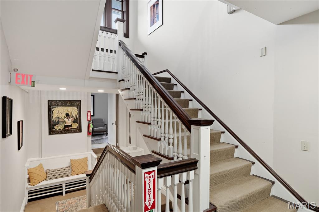 4500 W Pine Boulevard