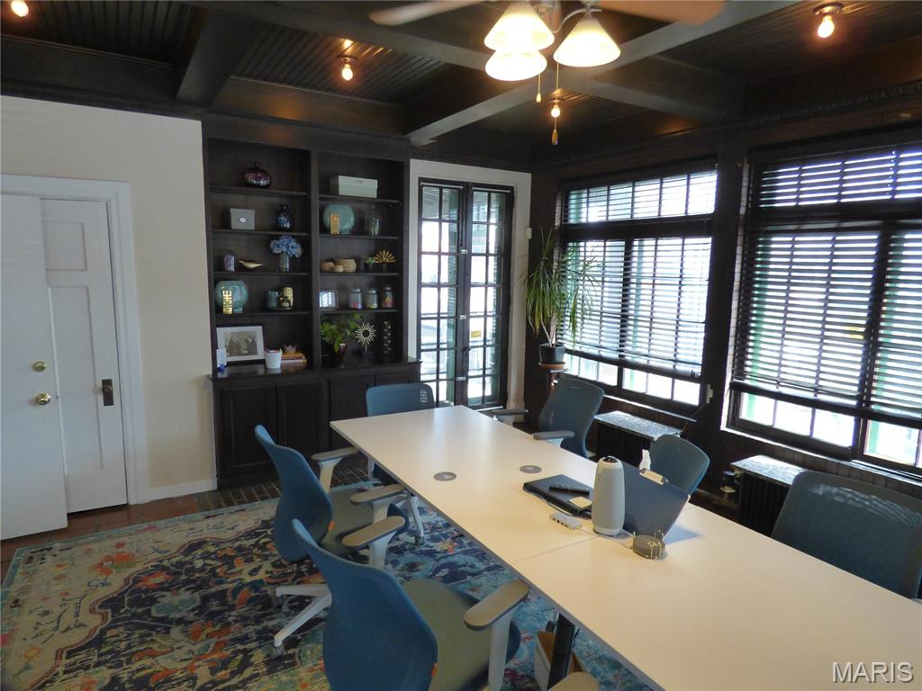 4500 W Pine Boulevard