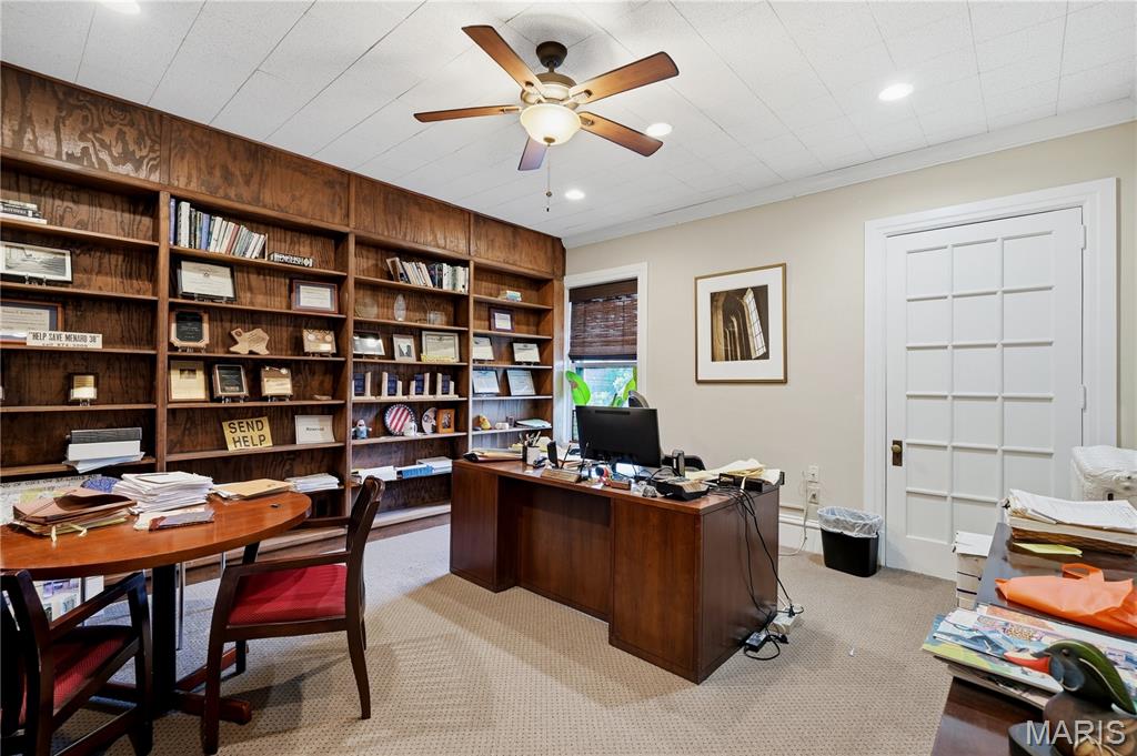 4500 W Pine Boulevard