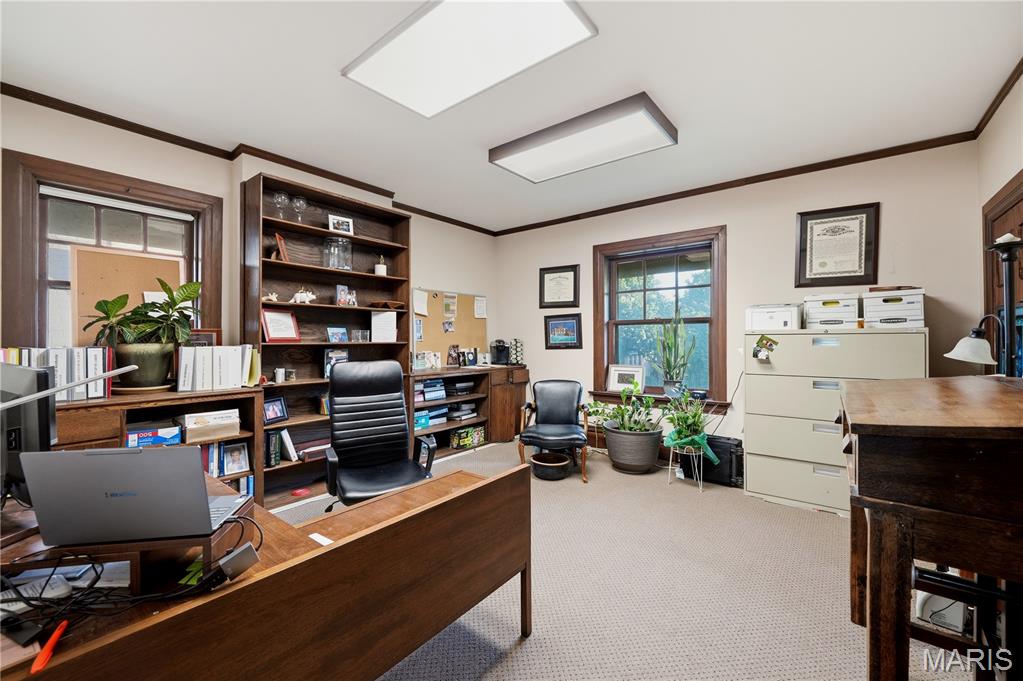 4500 W Pine Boulevard