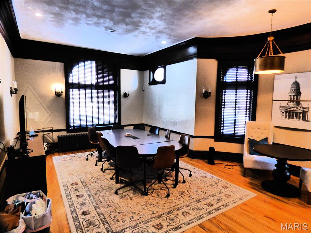 4512 West Pine Boulevard