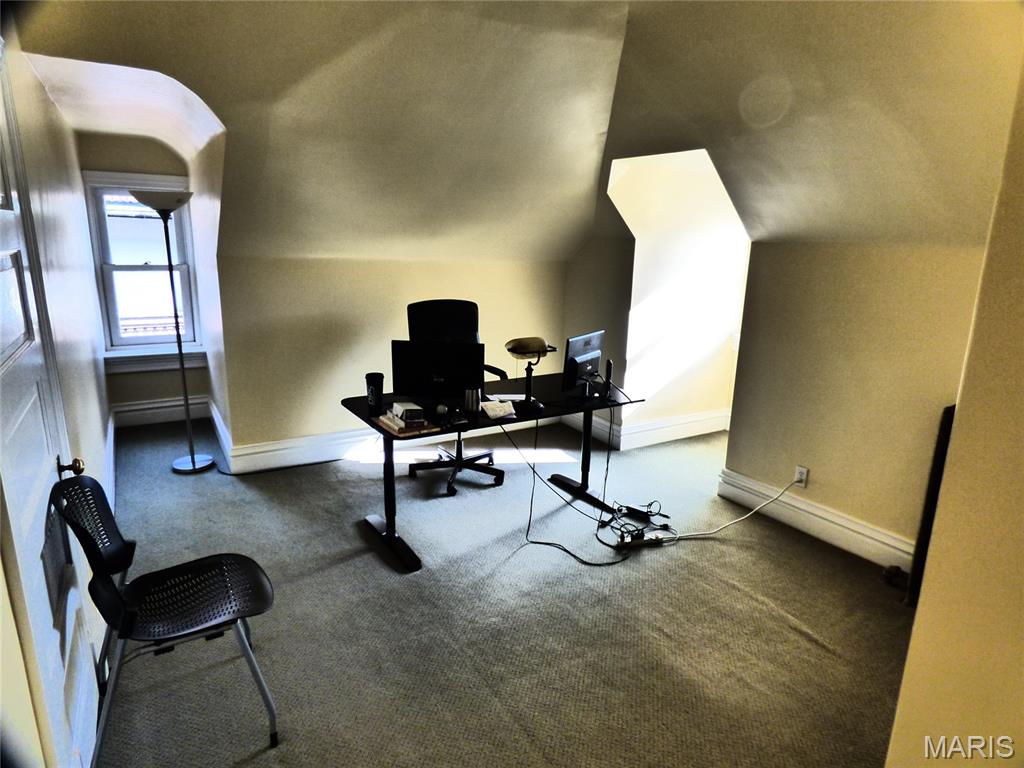 4512 West Pine Boulevard