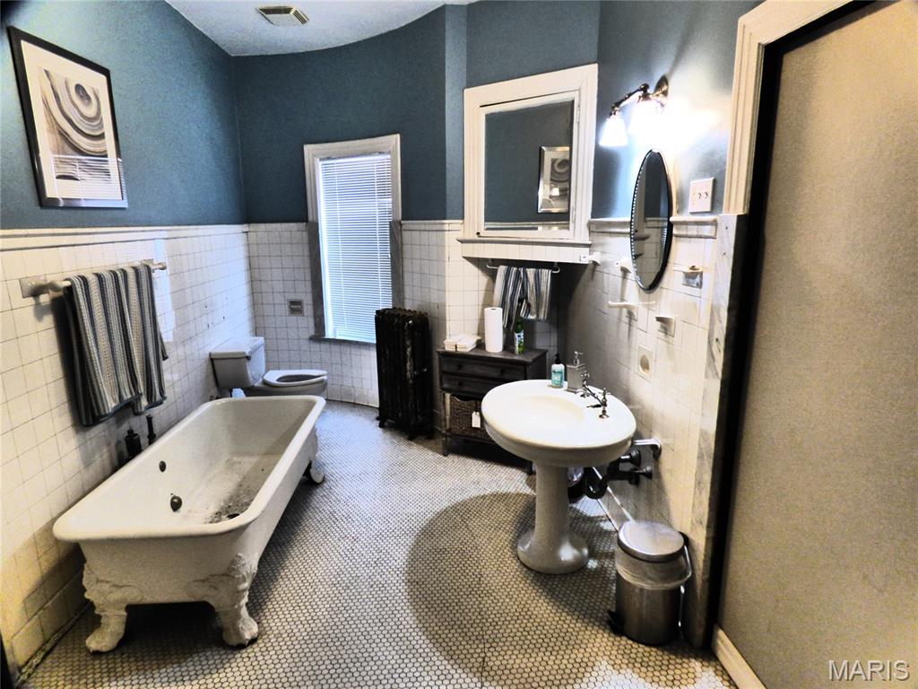 4512 West Pine Boulevard