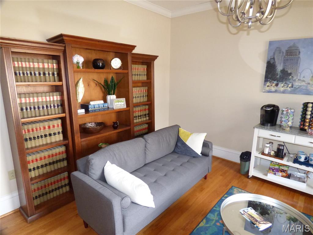 4500 West Pine Boulevard