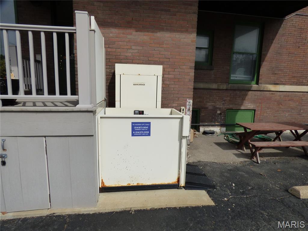 4500 West Pine Boulevard