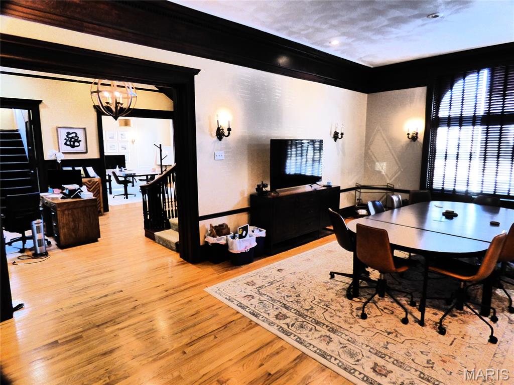 4512 West Pine Boulevard