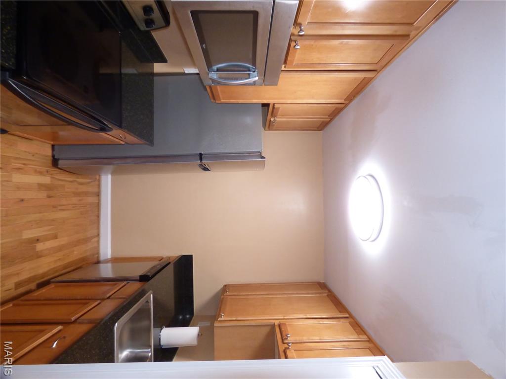 5653 Waterman Boulevard Unit: 3S