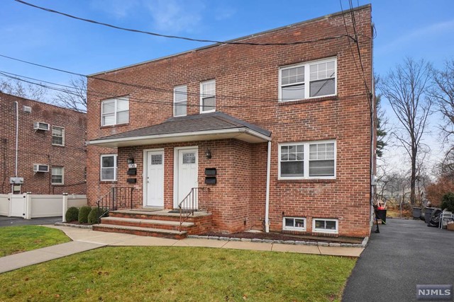 154 Rutherford Place
