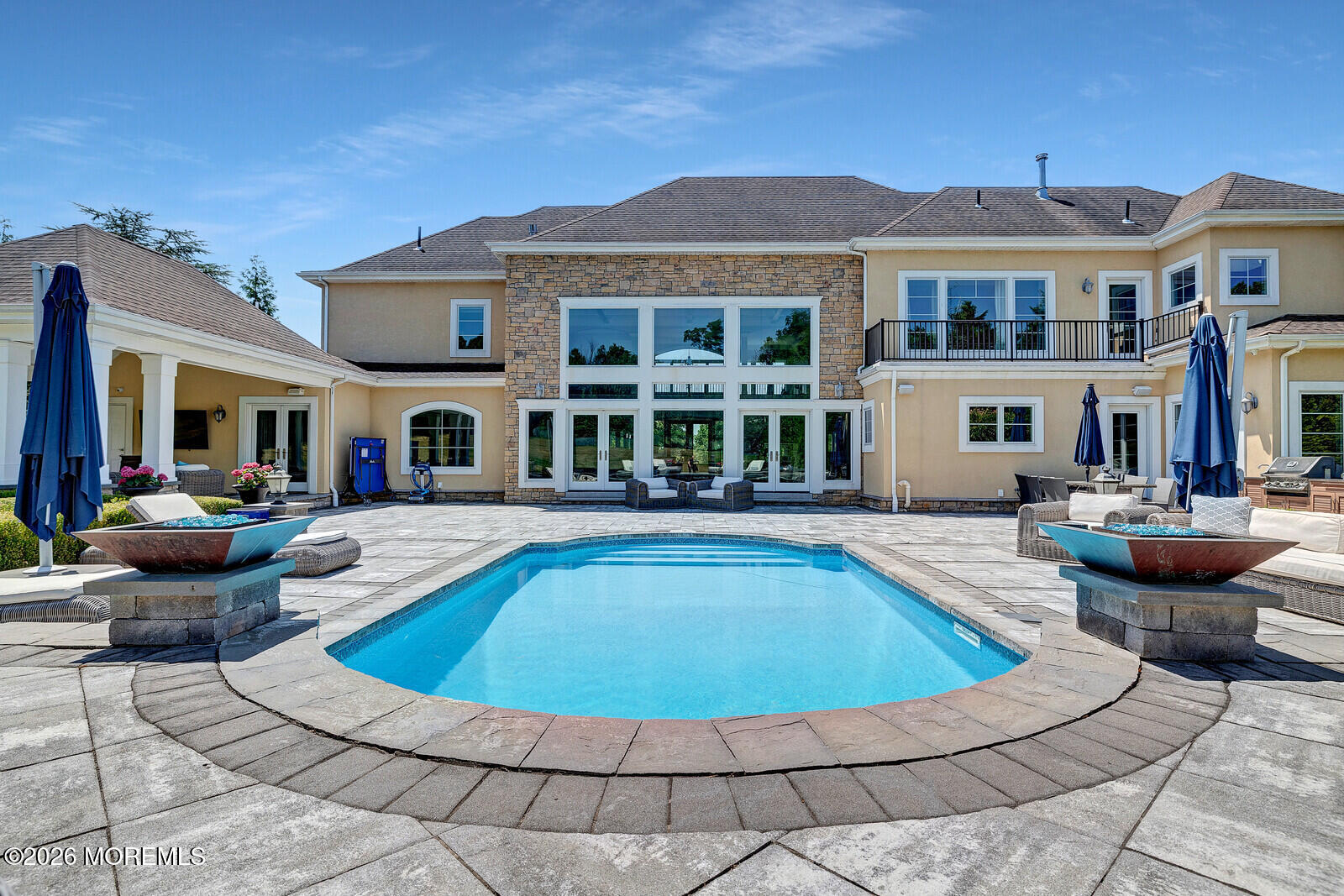 2 Hop Brook Lane