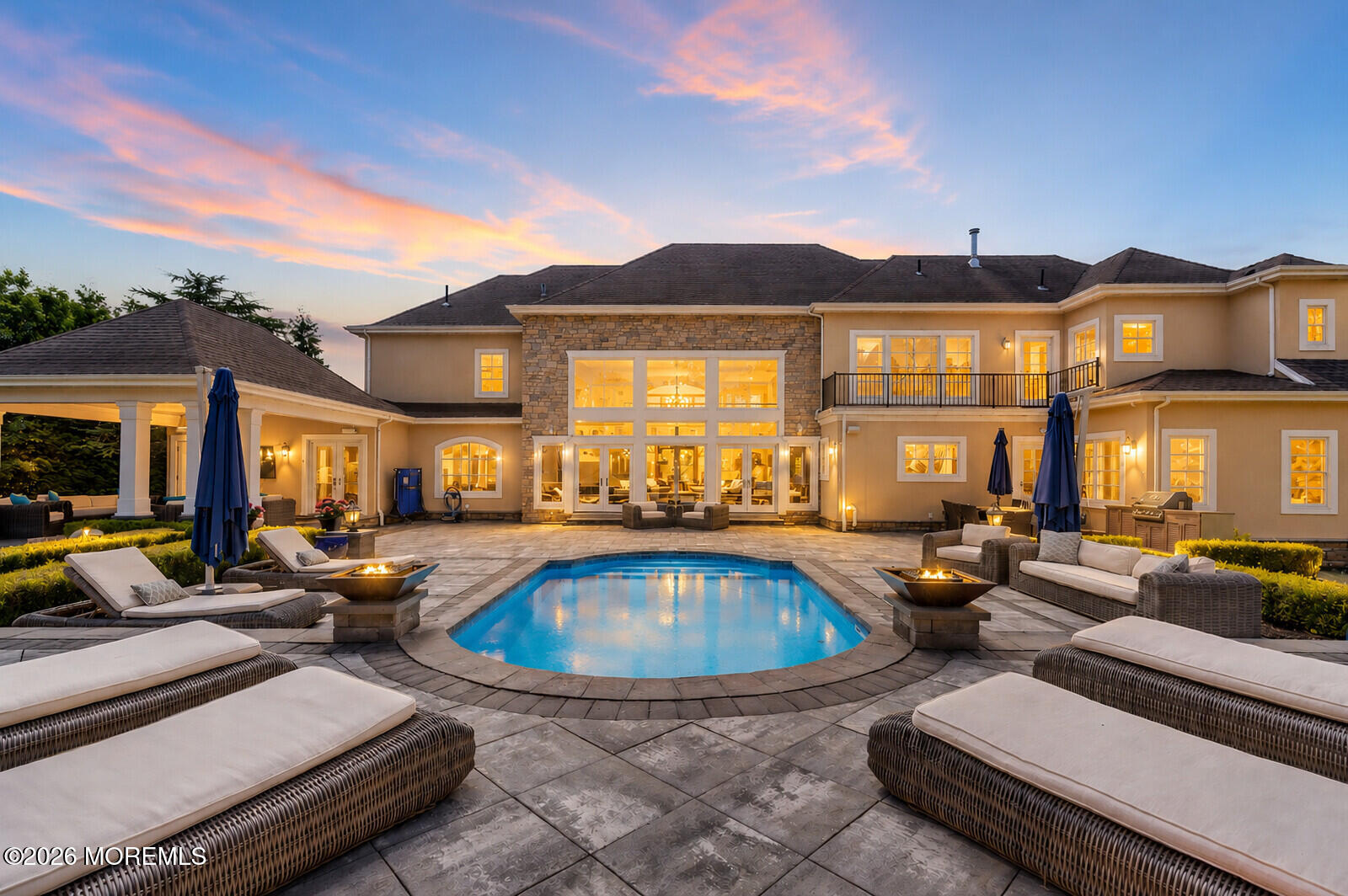 2 Hop Brook Lane