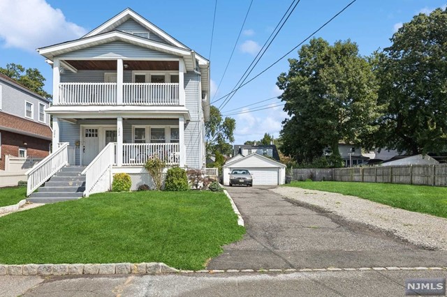 282 Manhattan Terrace