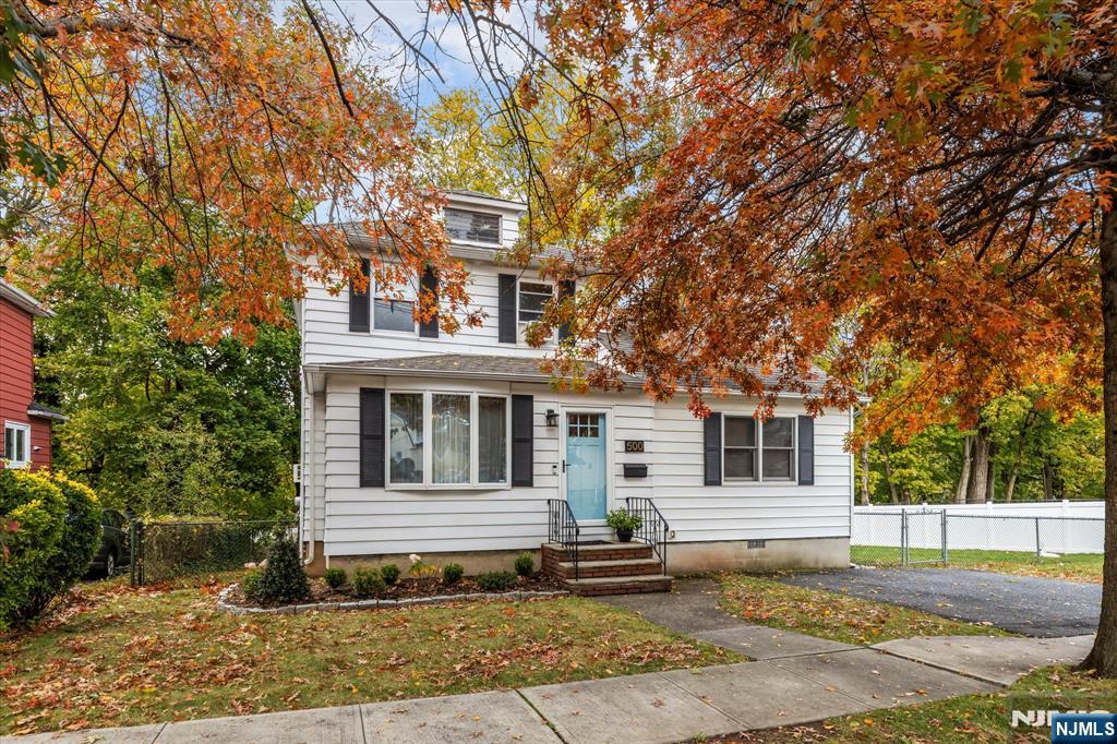 500 Leonia Avenue