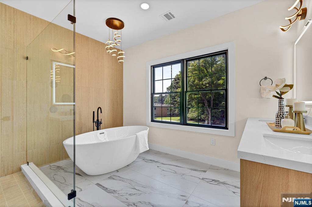 275 Beachwood Road