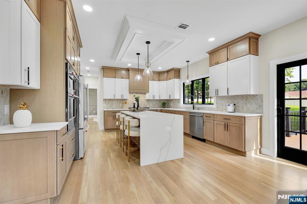 275 Beachwood Road