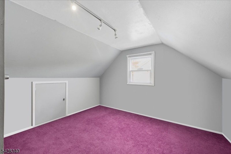 38 Wendy Rd